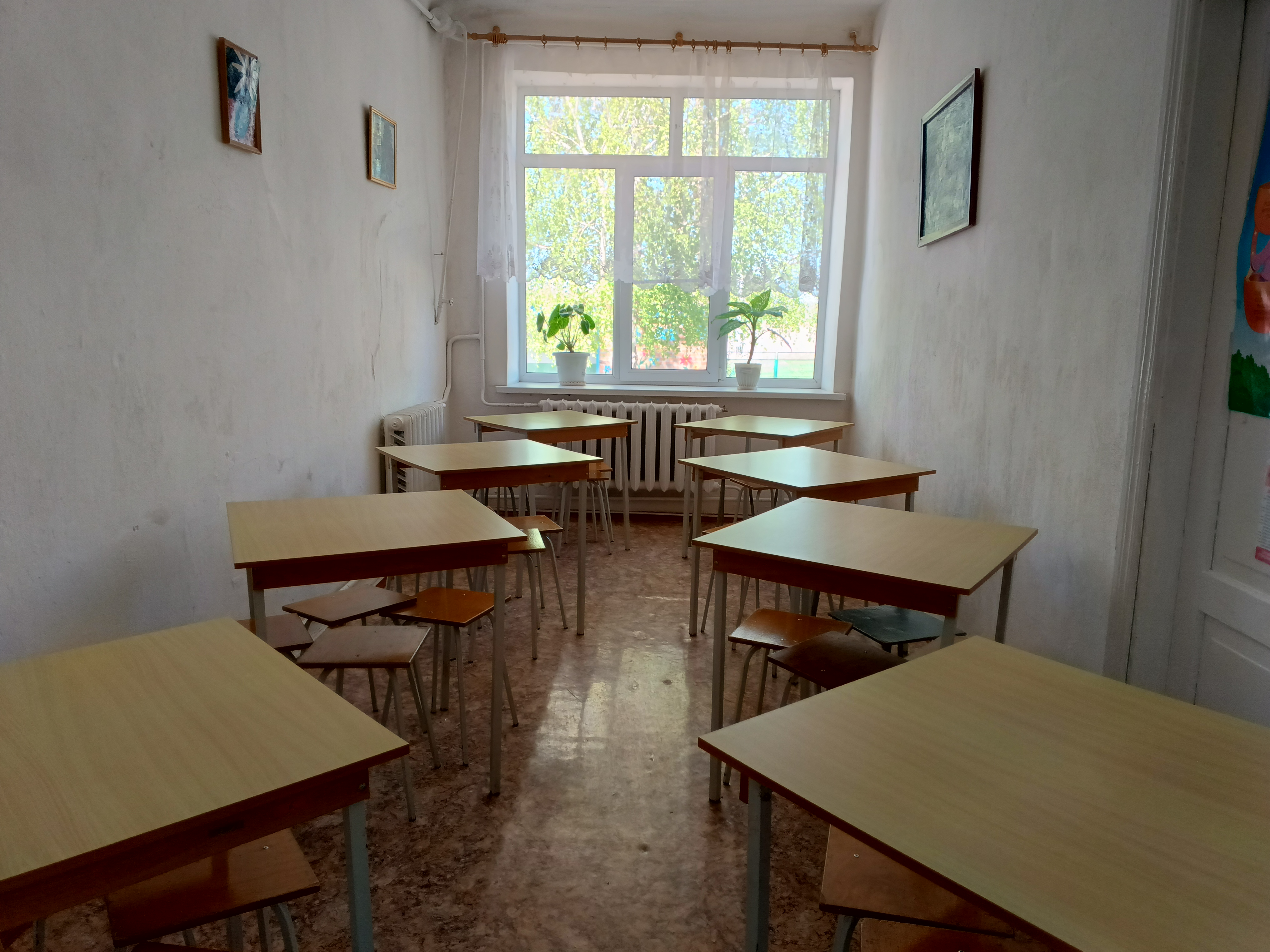 Изображения столовой.